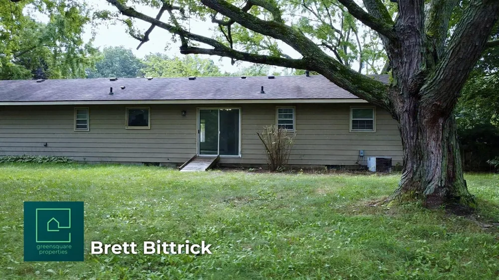 2989 Memorial Drive Park Township, MI 49424