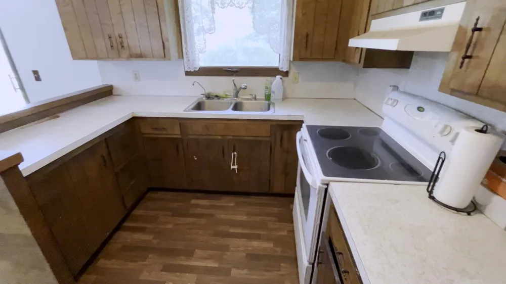 2989 Memorial Drive Park Township, MI 49424