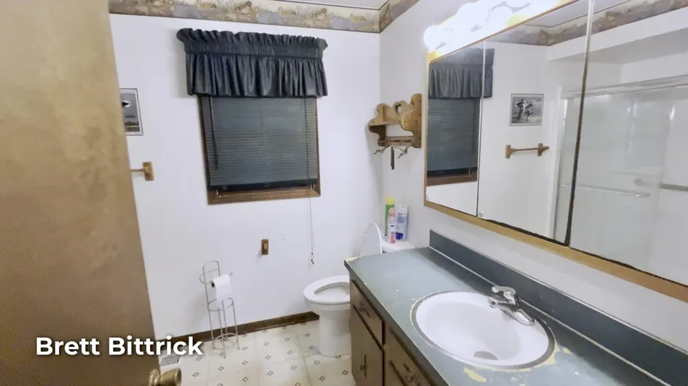 2989 Memorial Drive Park Township, MI 49424