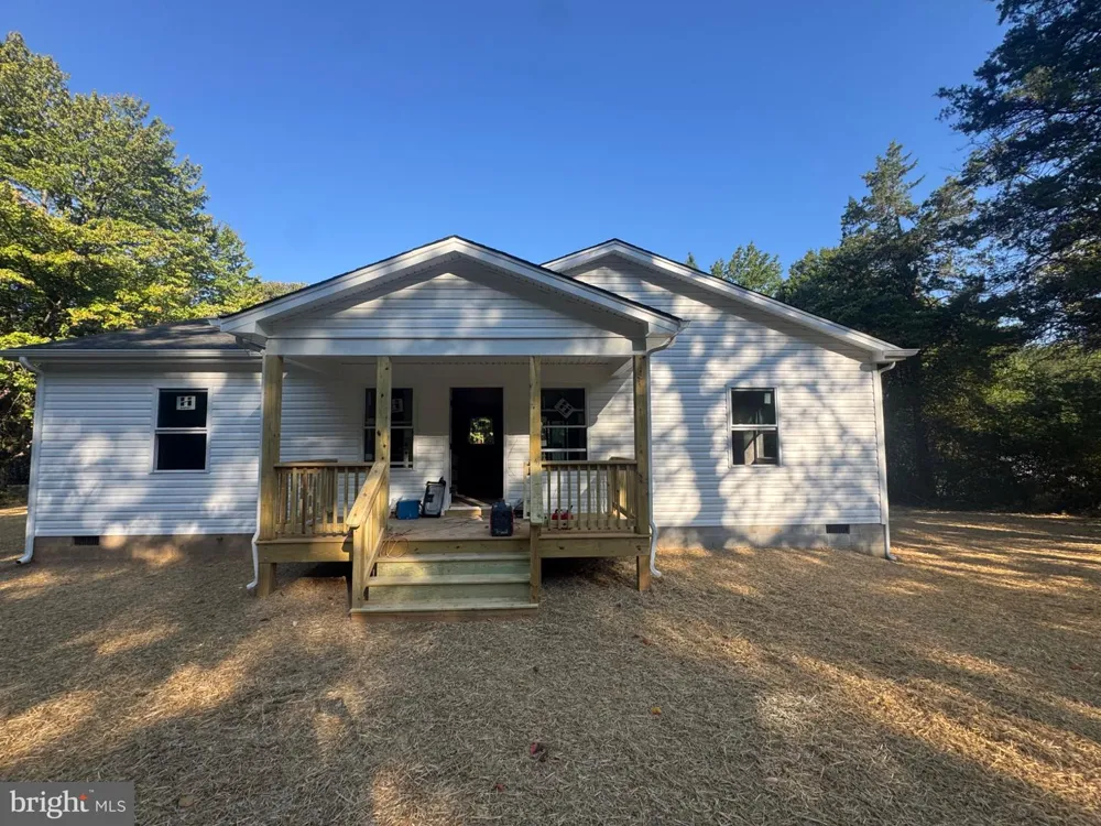 12927 SHANNON HILL RD Louisa, VA 23093