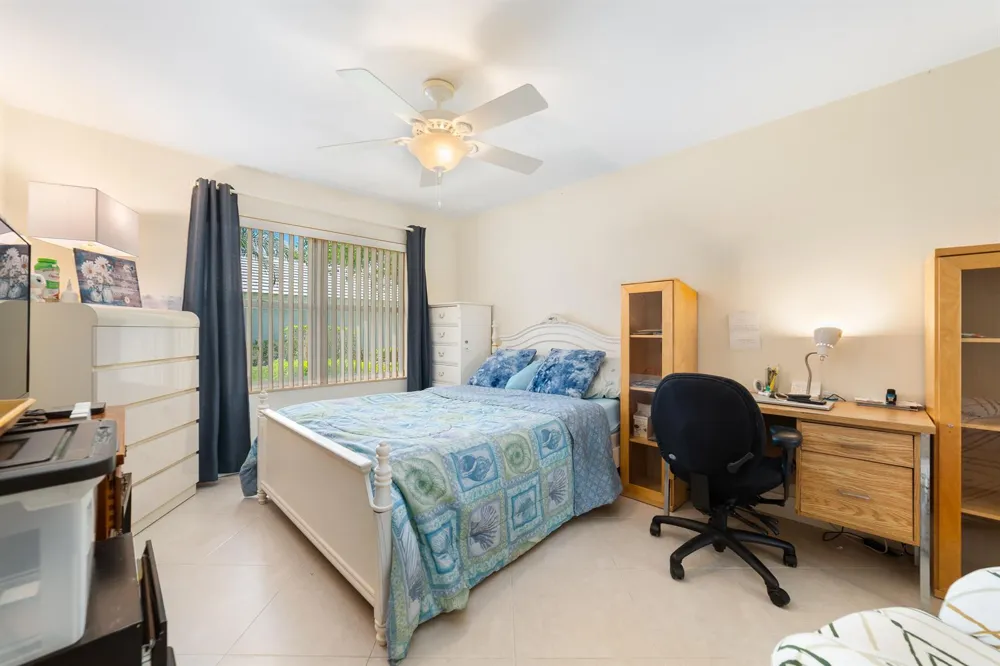 2370 Saratoga Bay Drive West Palm Beach, FL 33409