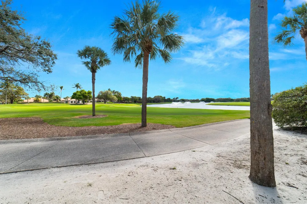 2370 Saratoga Bay Drive West Palm Beach, FL 33409