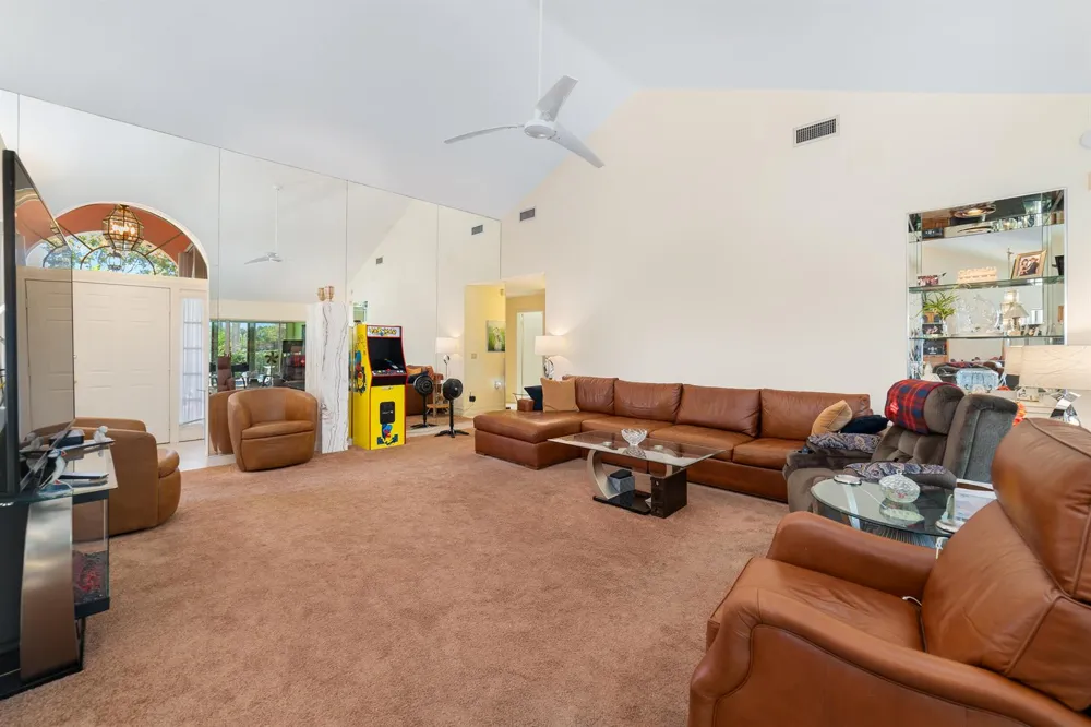 2370 Saratoga Bay Drive West Palm Beach, FL 33409