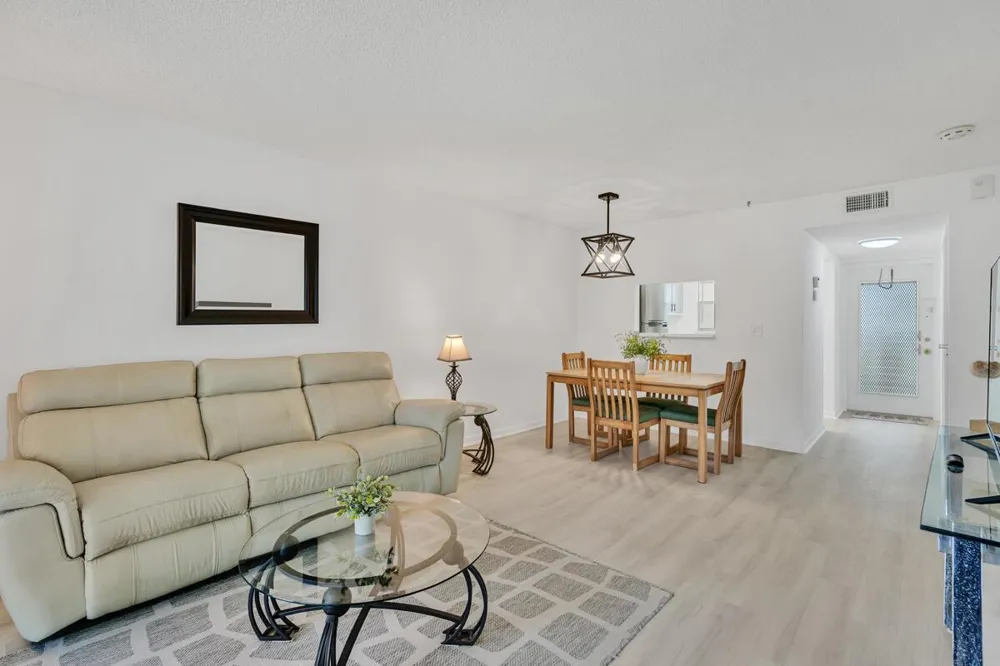 6800 Royal Palm Boulevard #Unit 207F Margate, FL 33063