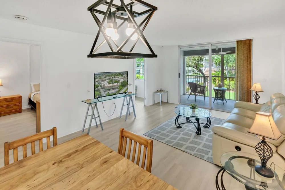 6800 Royal Palm Boulevard #Unit 207F Margate, FL 33063