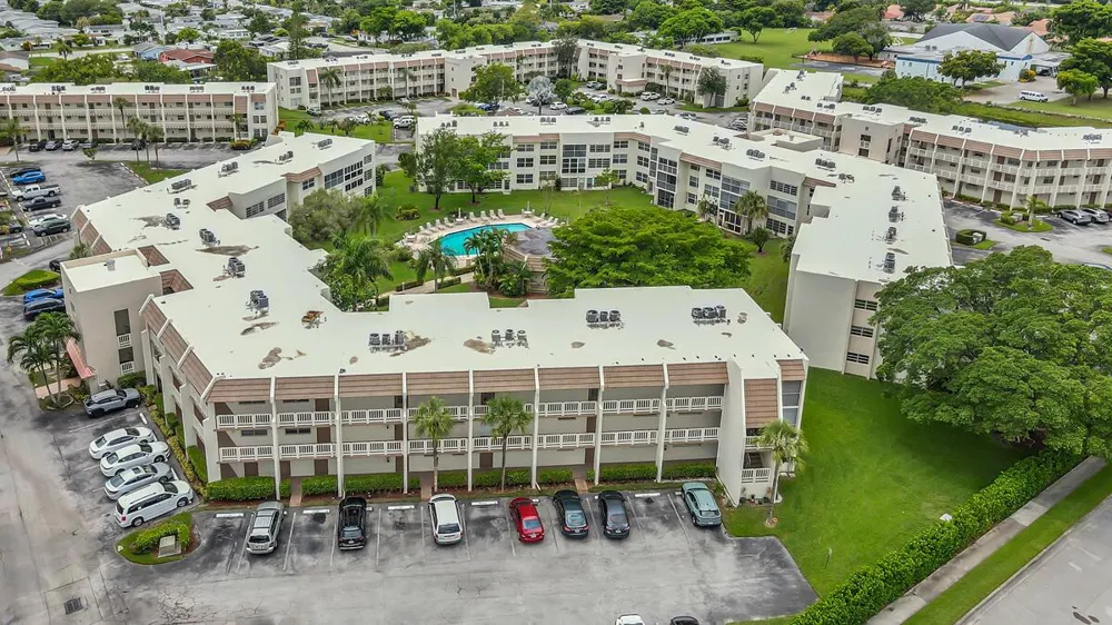 6800 Royal Palm Boulevard #Unit 207F Margate, FL 33063