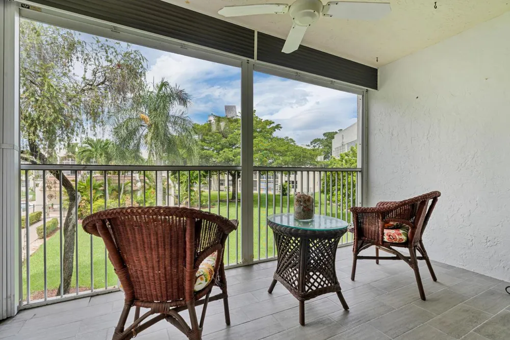 6800 Royal Palm Boulevard #Unit 207F Margate, FL 33063