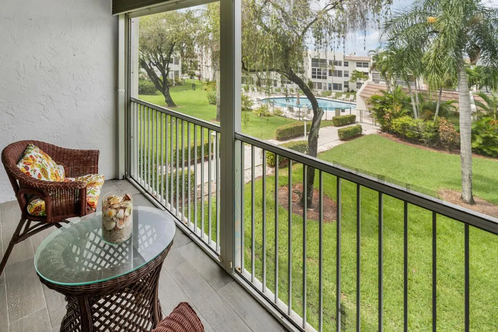 6800 Royal Palm Boulevard #Unit 207F Margate, FL 33063