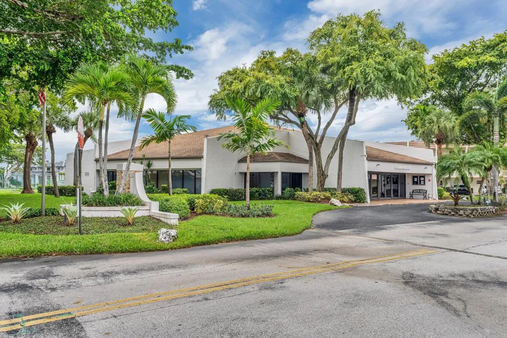 6800 Royal Palm Boulevard #Unit 207F Margate, FL 33063
