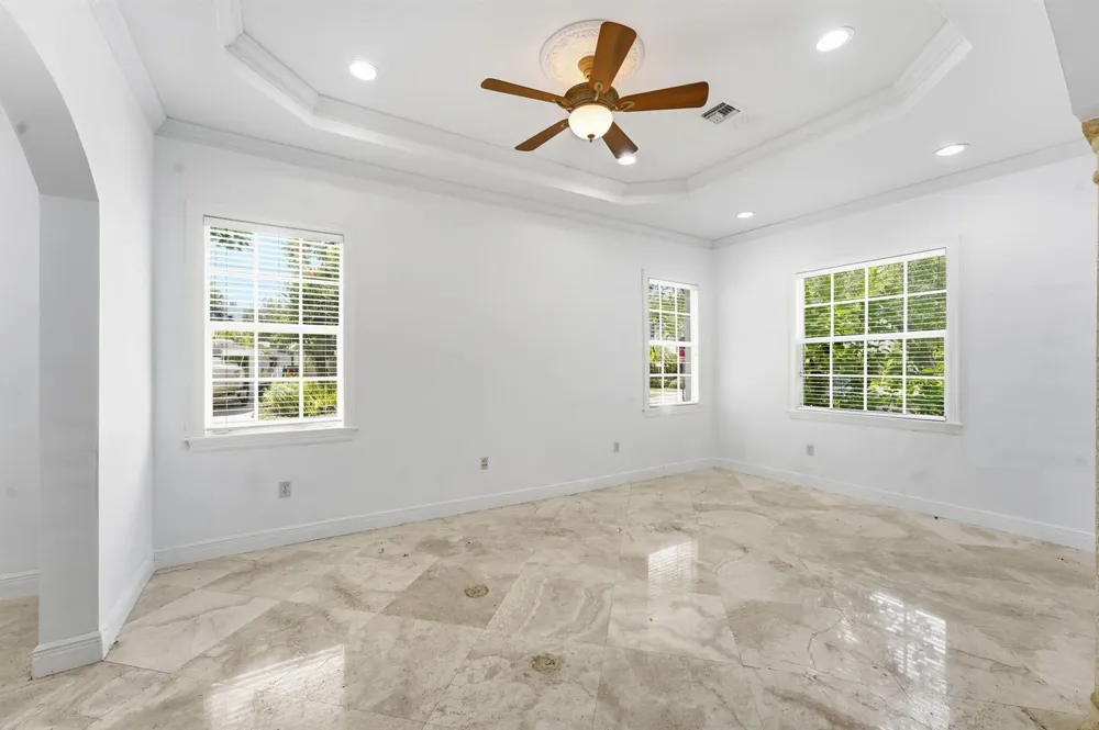 400 NE 8th Avenue Fort Lauderdale, FL 33301
