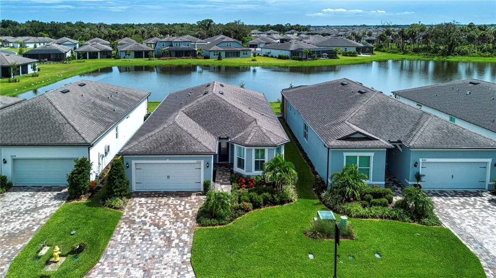 9315 BARRIER COAST TRAIL Parrish, FL 34219