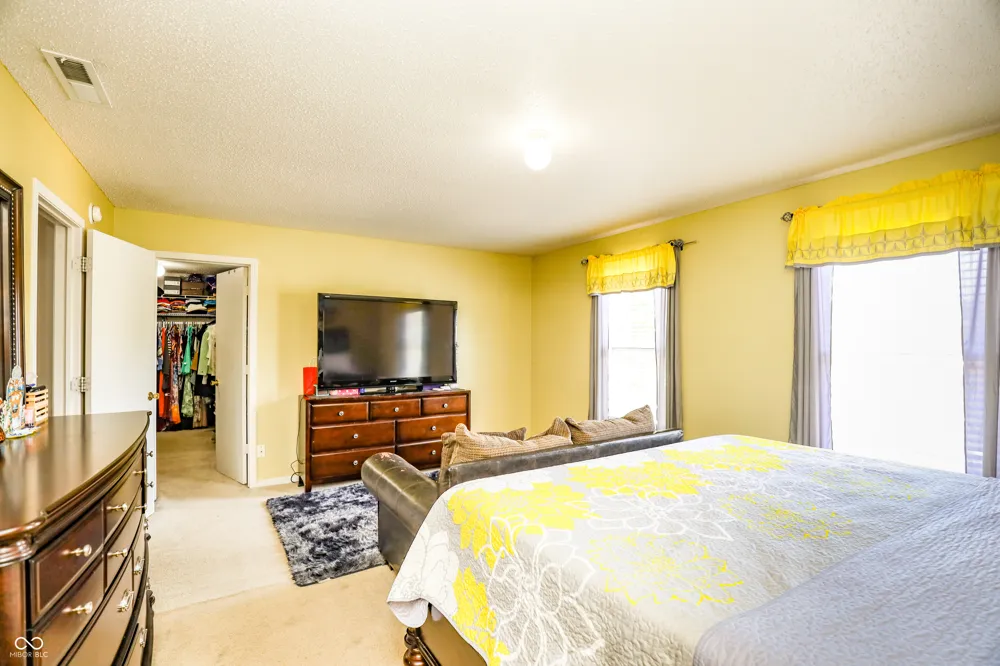 11505 Presidio Drive Indianapolis, IN 46235
