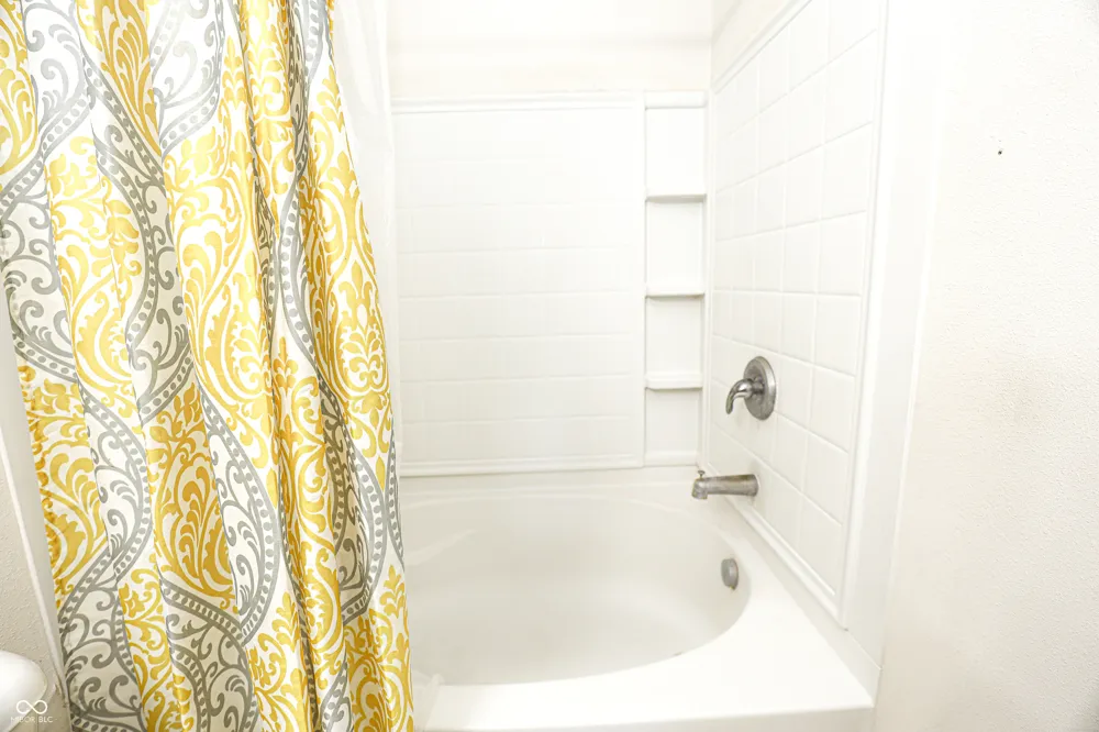 11505 Presidio Drive Indianapolis, IN 46235