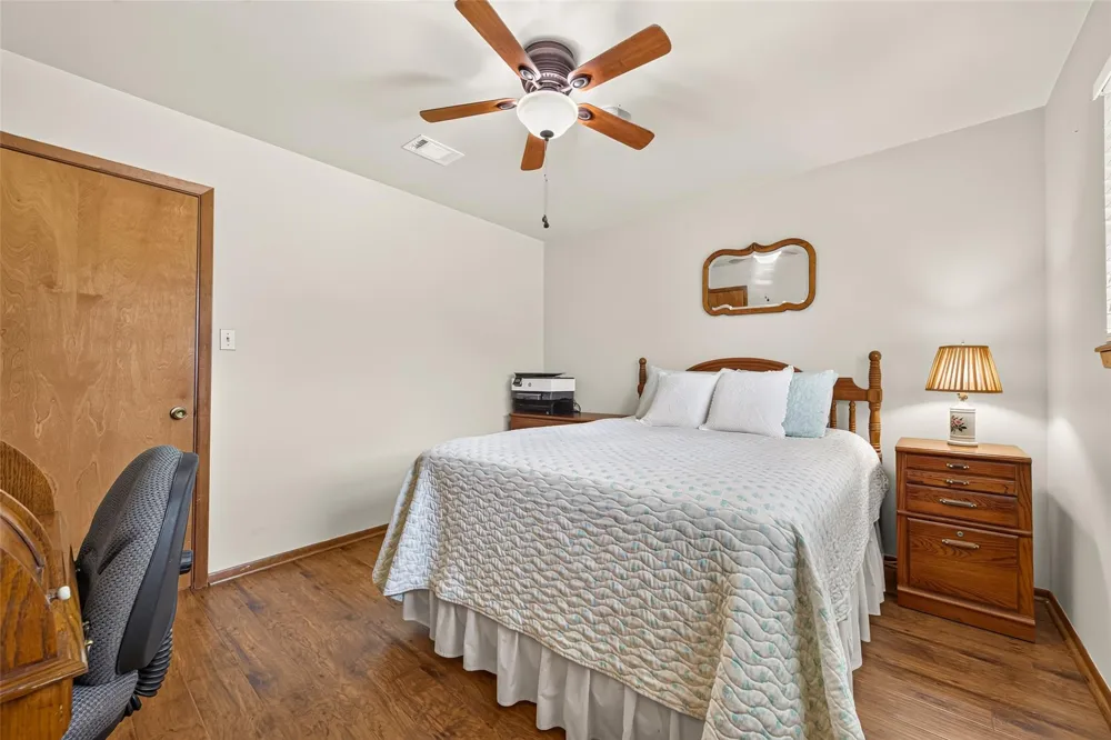 10704 Buls Road East Bernard, TX 77435