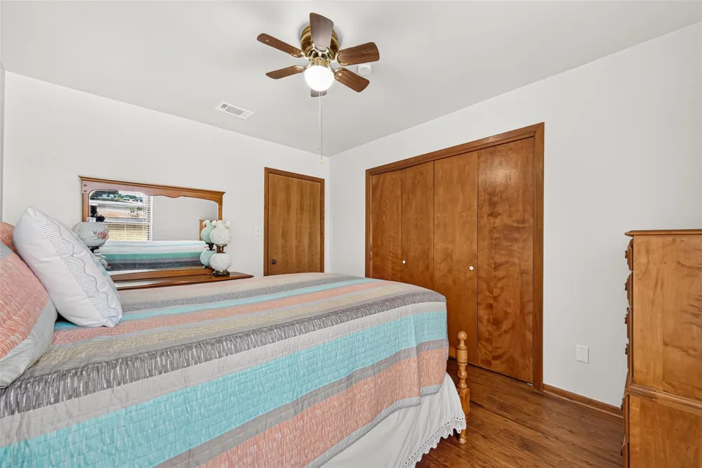 10704 Buls Road East Bernard, TX 77435