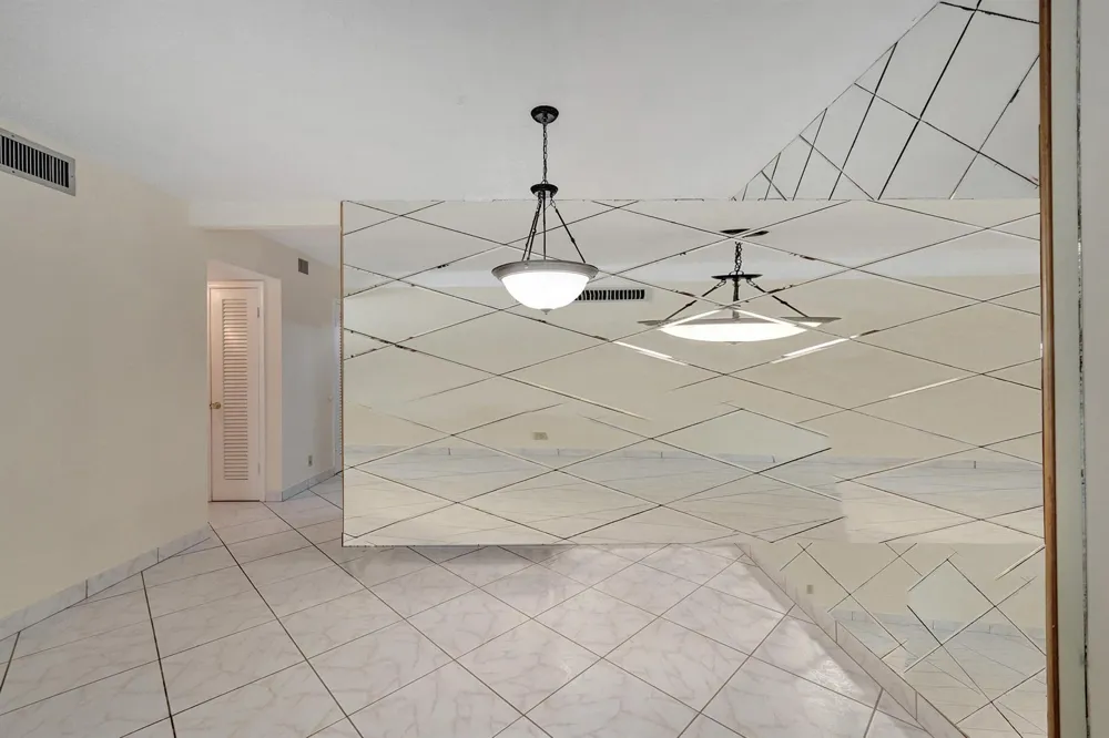 610 NE 12TH AVENUE #306 Hallandale Beach, FL 33009