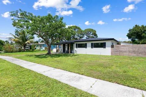 1032 SW 1ST TERRACE