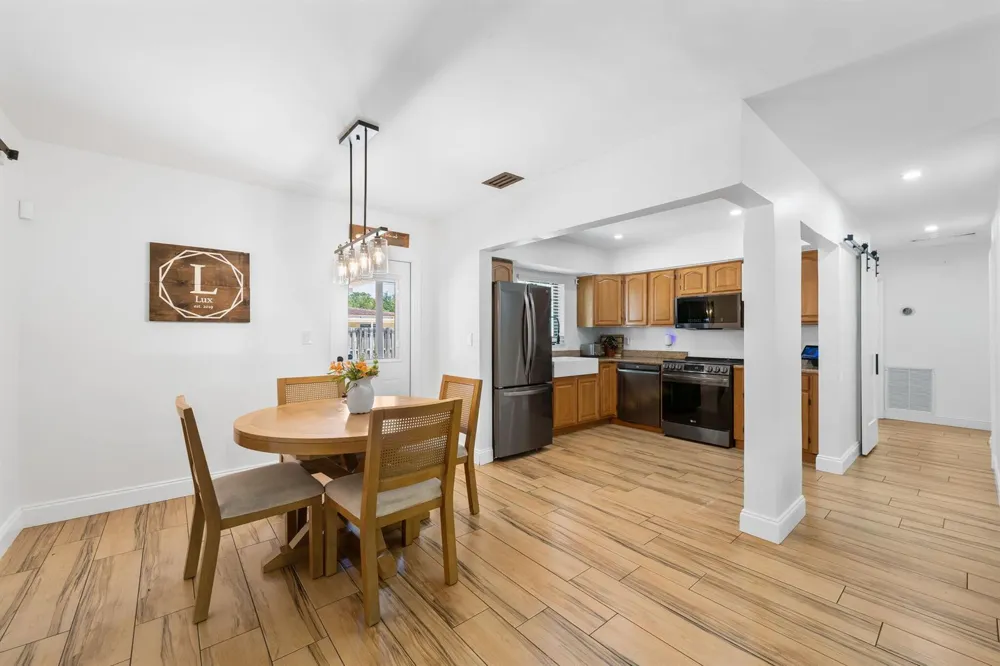1032 SW 1ST TERRACE Pompano Beach, FL 33060