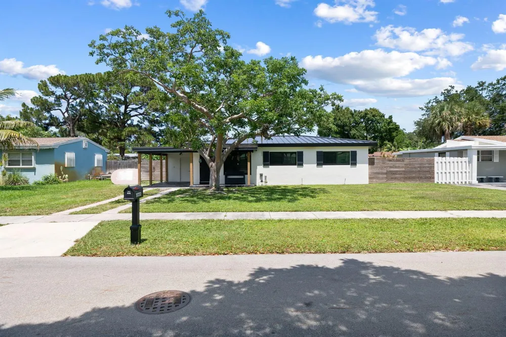 1032 SW 1ST TERRACE Pompano Beach, FL 33060