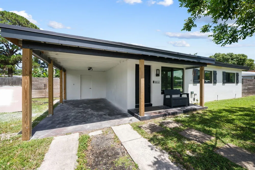 1032 SW 1ST TERRACE Pompano Beach, FL 33060
