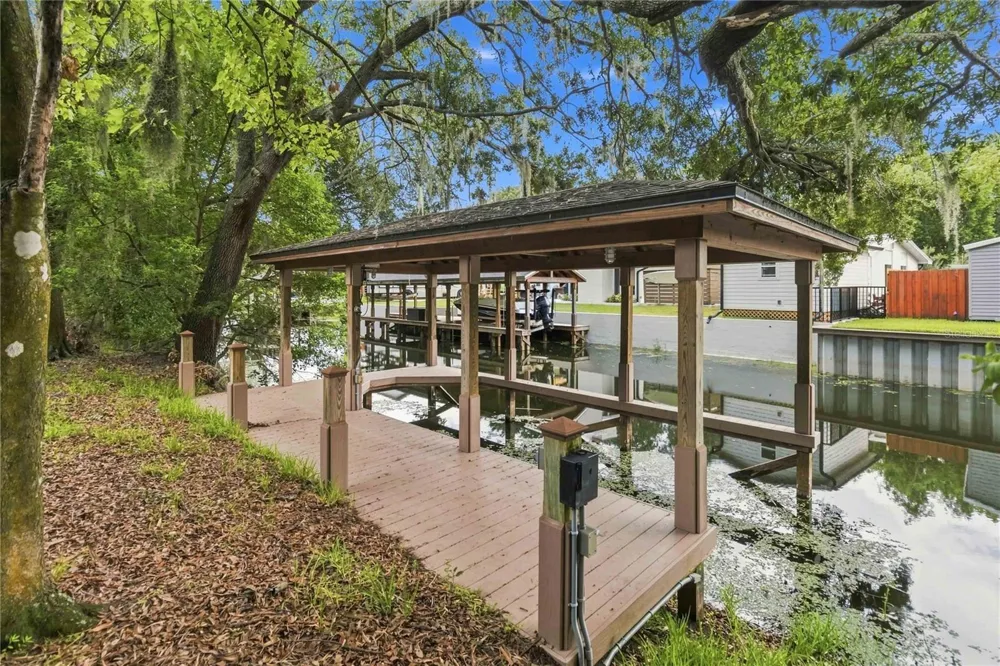 438 HARBOUR OAKS POINTE DRIVE Orlando, FL 32809
