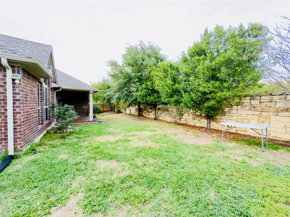 209 Monahans Drive Georgetown, TX 78628