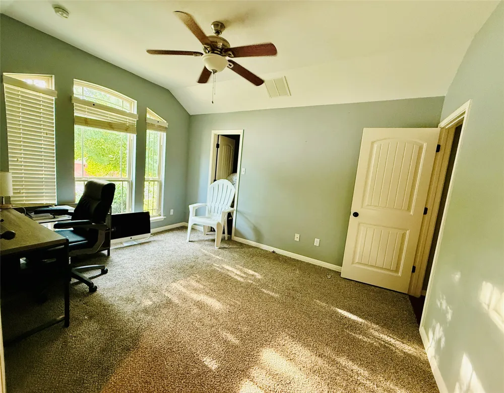 209 Monahans Drive Georgetown, TX 78628