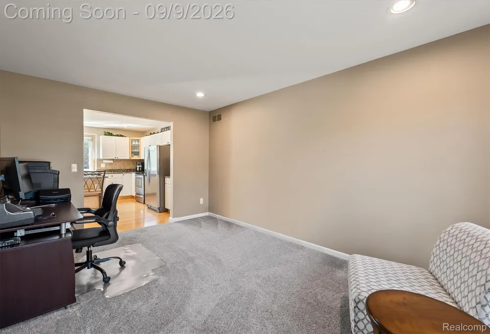 16016 Berry Lane Macomb Township, MI 48044