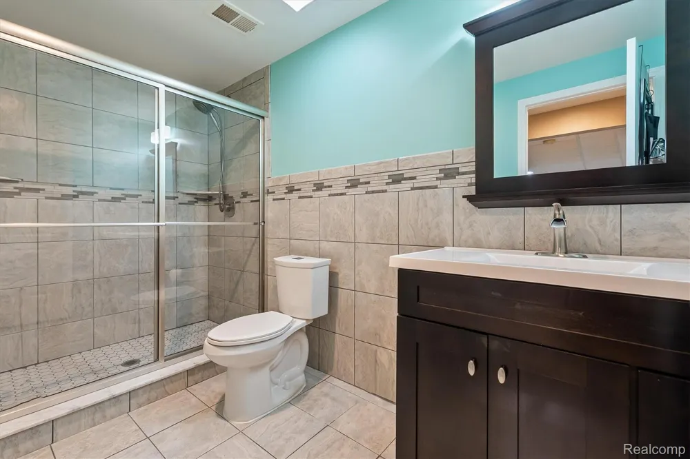 16016 Berry Lane Macomb Township, MI 48044