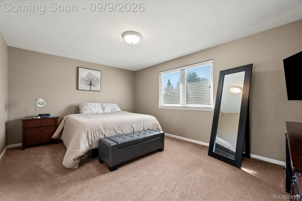 16016 Berry Lane Macomb Township, MI 48044