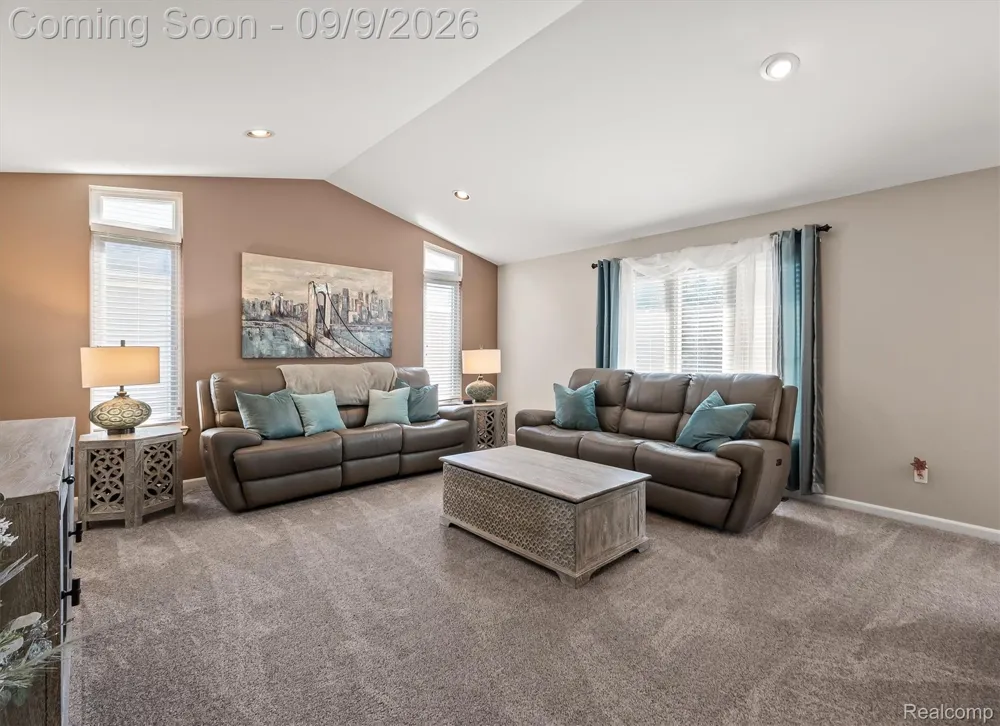 16016 Berry Lane Macomb Township, MI 48044