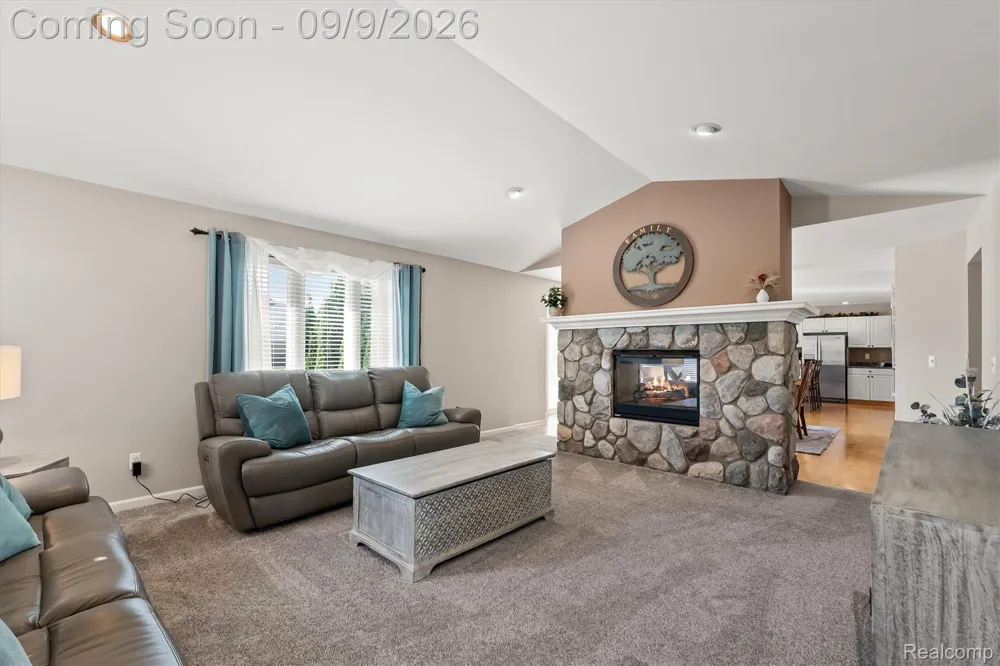 16016 Berry Lane Macomb Township, MI 48044