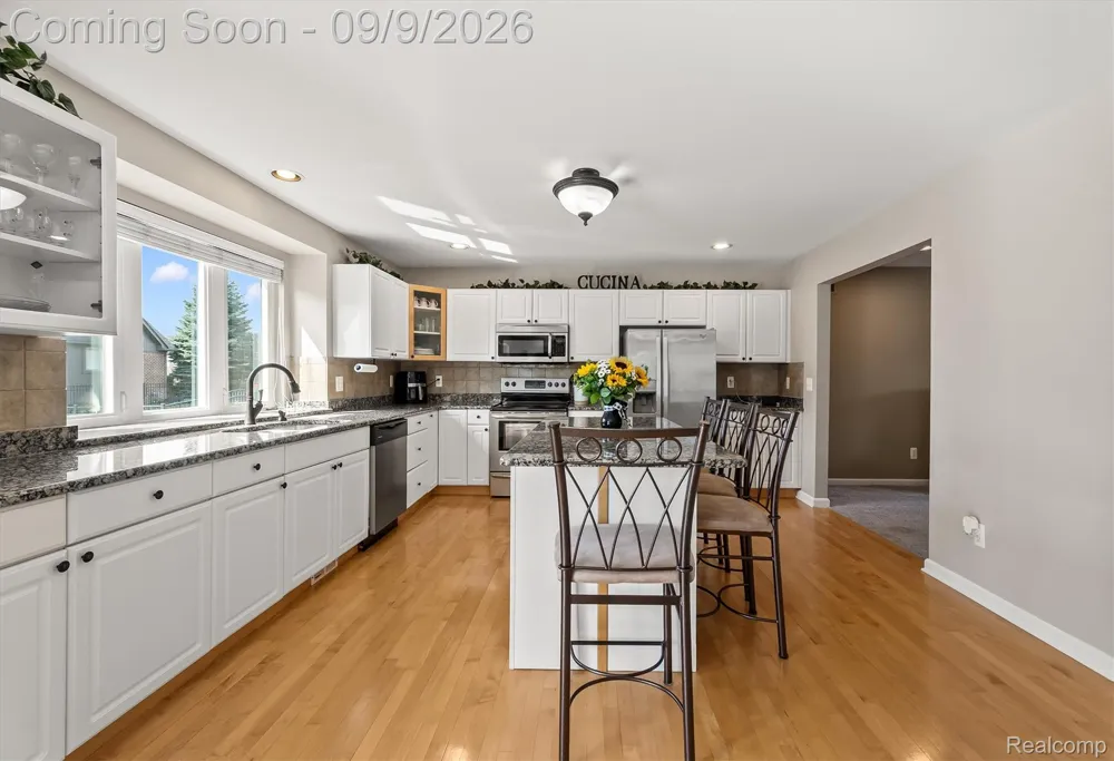 16016 Berry Lane Macomb Township, MI 48044