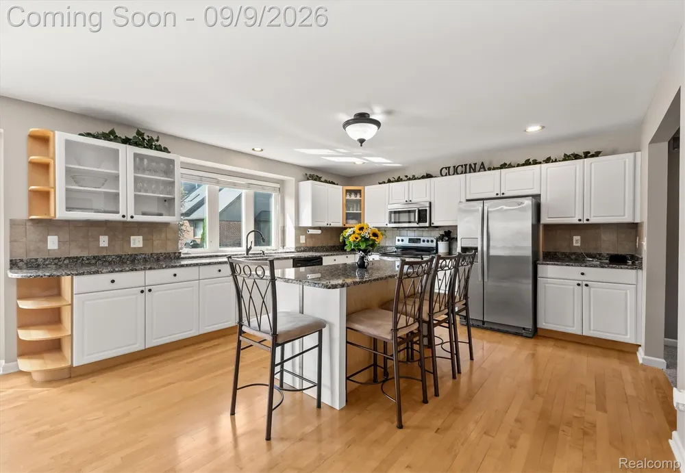 16016 Berry Lane Macomb Township, MI 48044