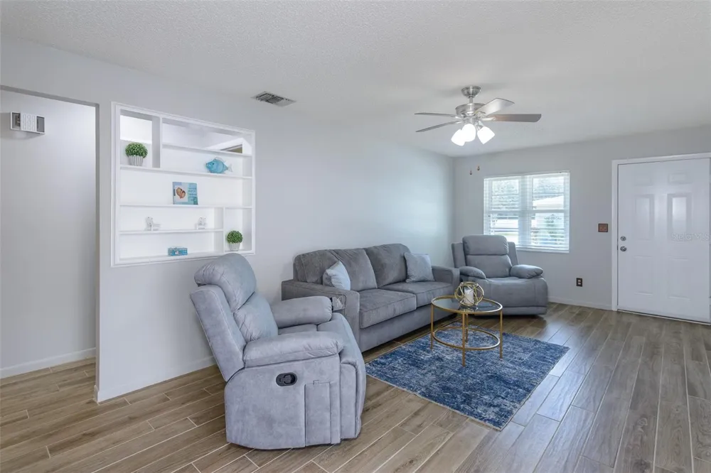 1139 ORANGE TREE CIRCLE E #A Palm Harbor, FL 34684