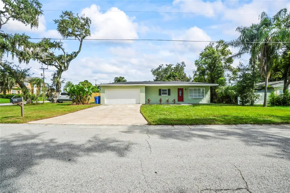 202 GAY ROAD Seffner, FL 33584