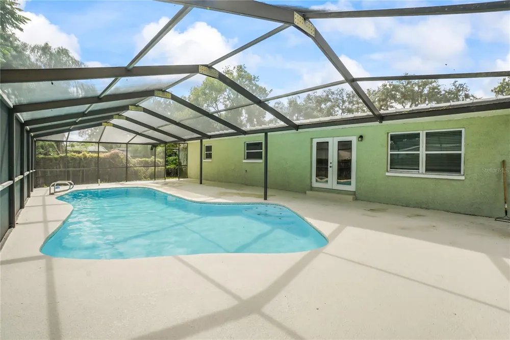 202 GAY ROAD Seffner, FL 33584