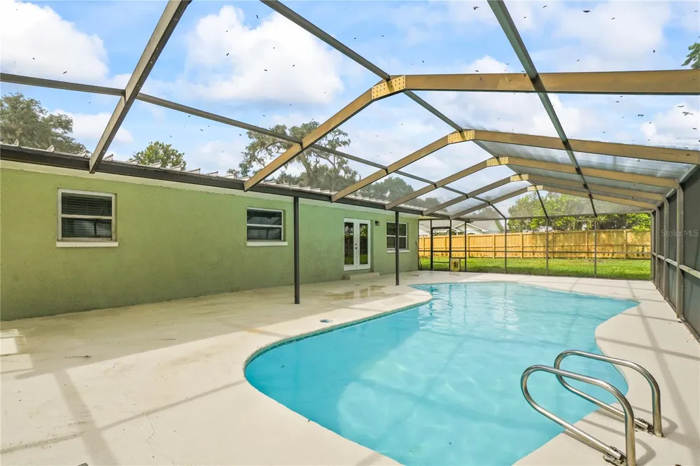202 GAY ROAD Seffner, FL 33584