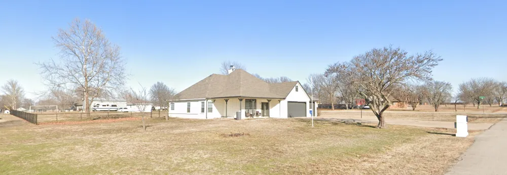 10887 E Canyon Oaks Road Claremore, OK 74017