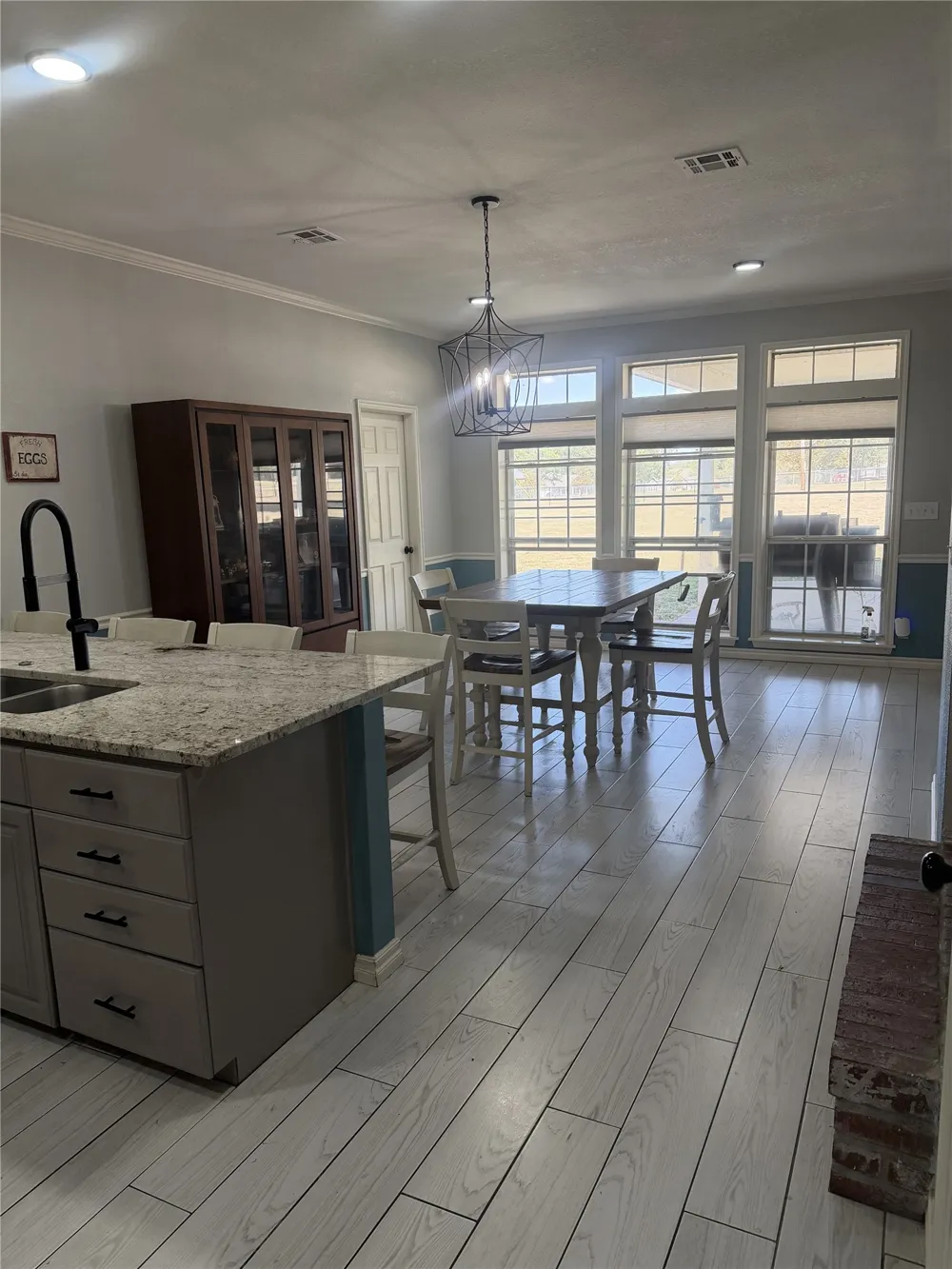 10887 E Canyon Oaks Road Claremore, OK 74017