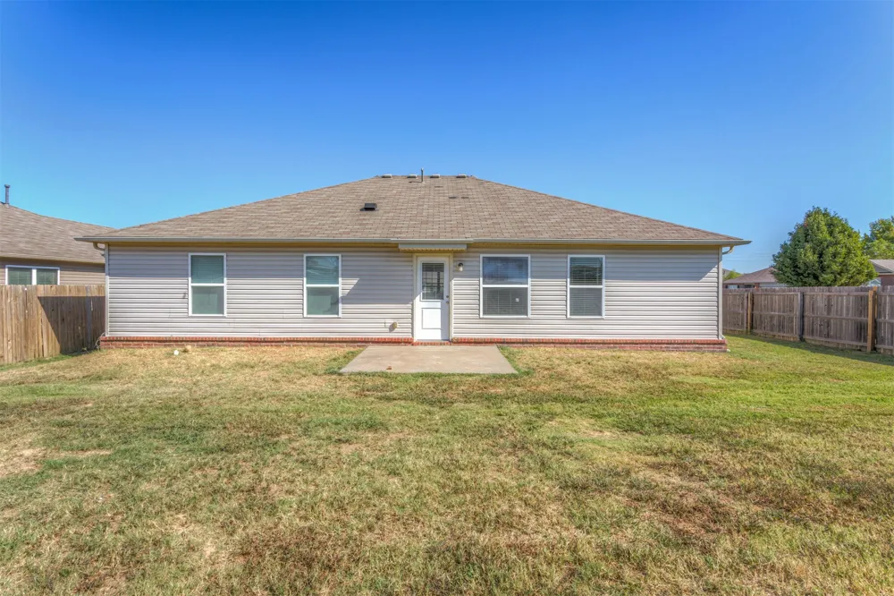 25276 E 91st Place S Broken Arrow, OK 74014