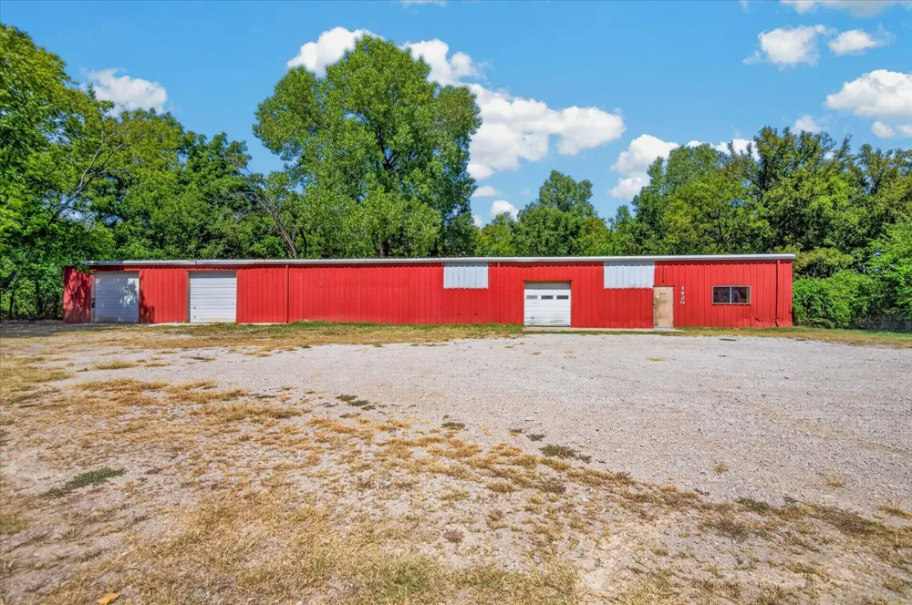 1420 Tuxedo Boulevard Bartlesville, OK 74006