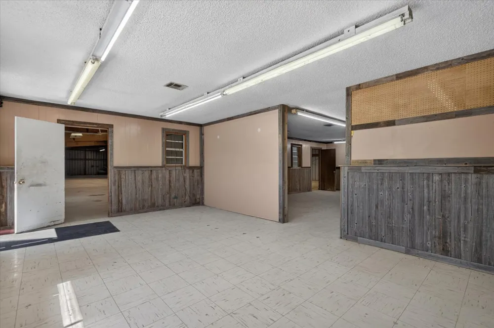 1420 Tuxedo Boulevard Bartlesville, OK 74006