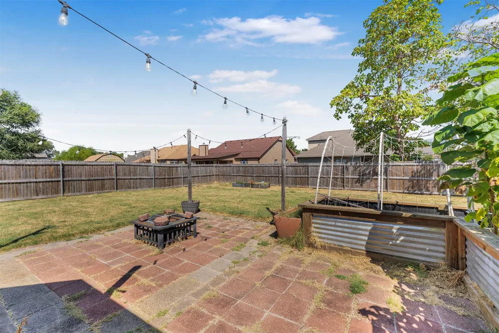19621 E 39th Street S Broken Arrow, OK 74014