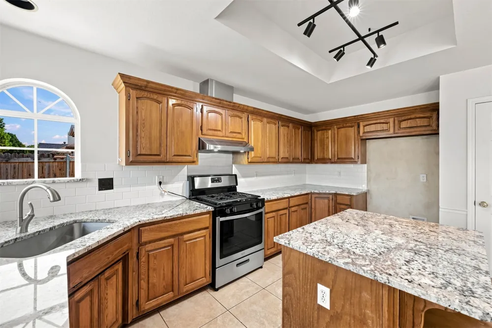 19621 E 39th Street S Broken Arrow, OK 74014