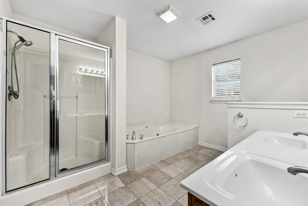 19621 E 39th Street S Broken Arrow, OK 74014