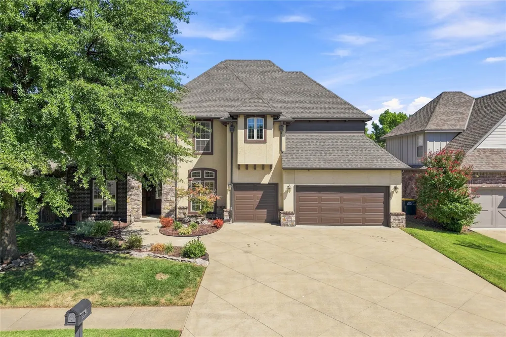 7327 E 112th Place S Bixby, OK 74008