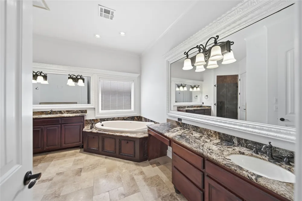 7327 E 112th Place S Bixby, OK 74008