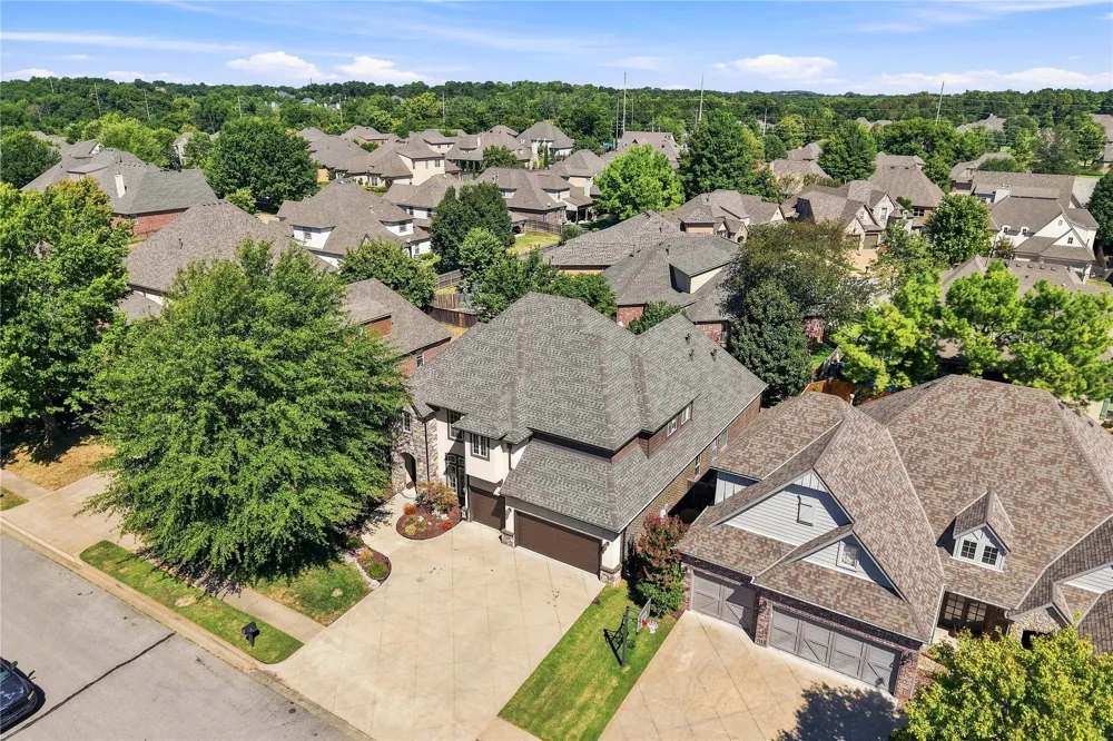 7327 E 112th Place S Bixby, OK 74008