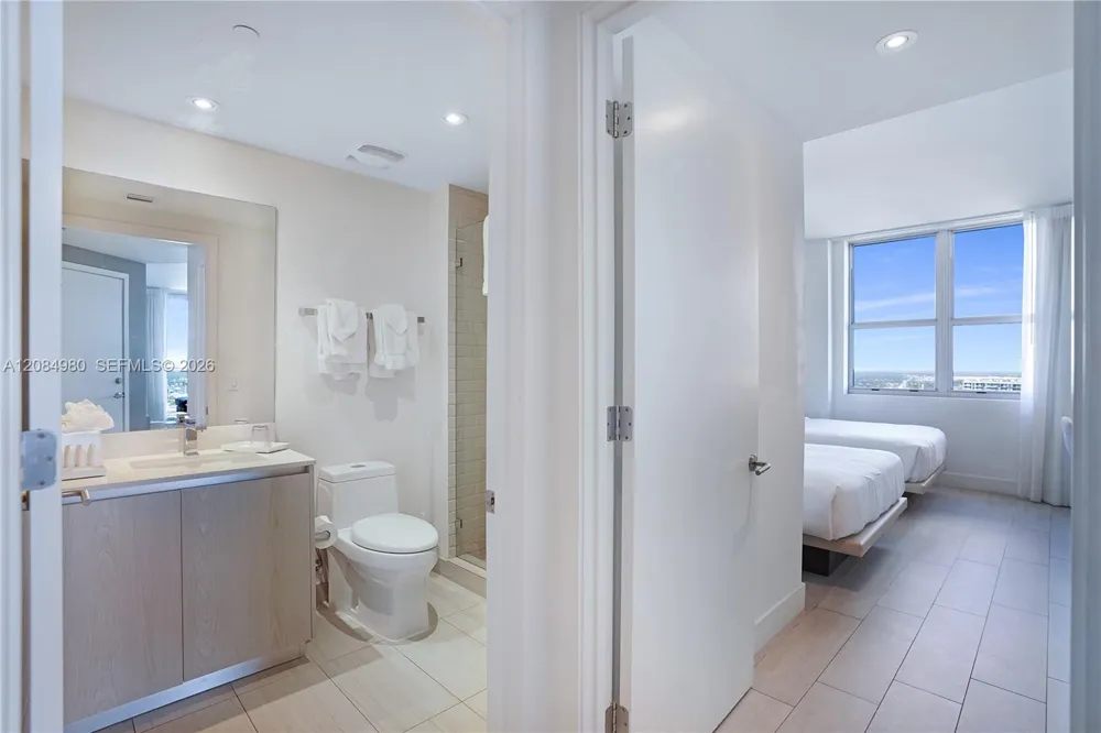 4010 S Ocean Dr #R3302 Hollywood, FL 33019